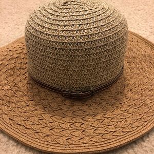 Beach hat